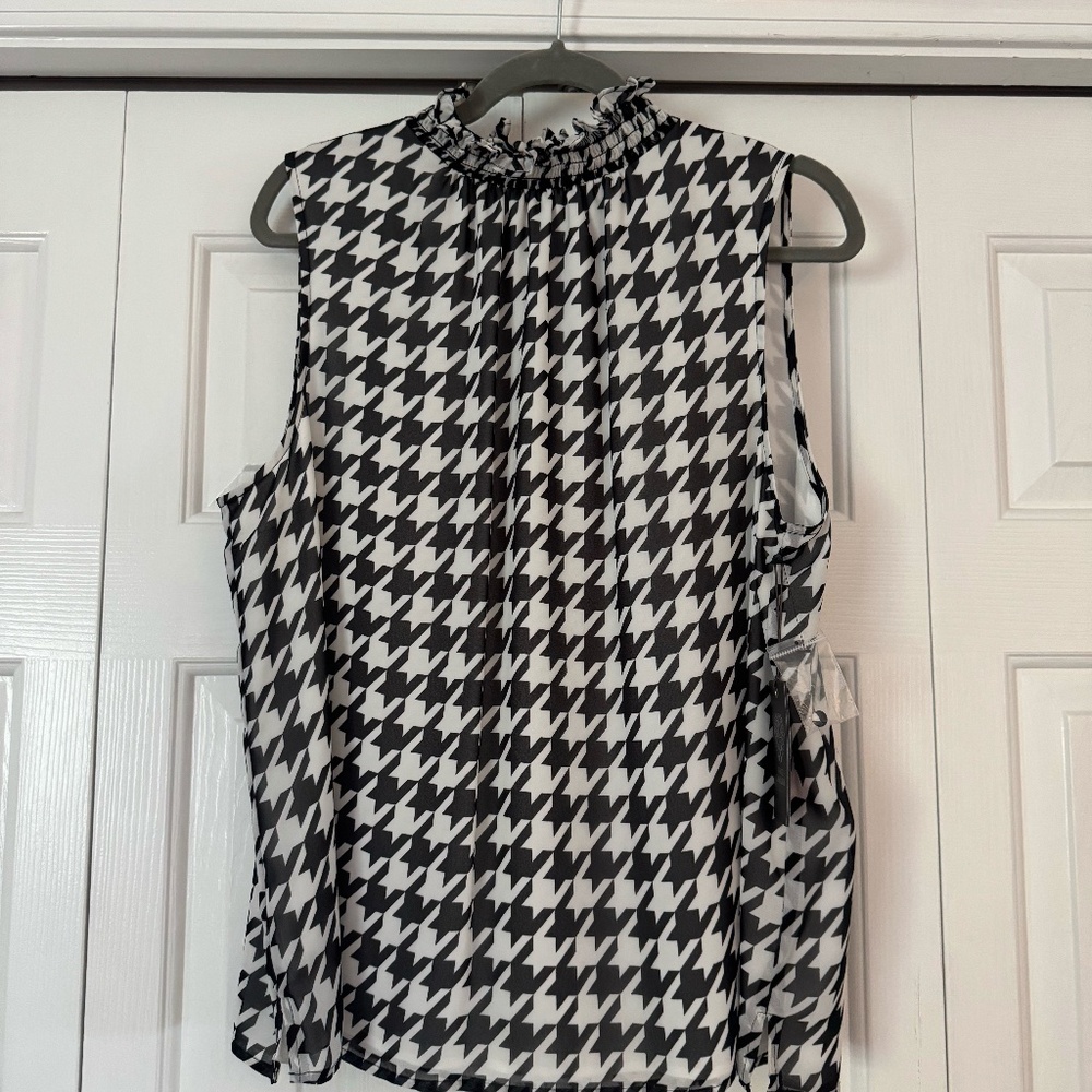 Vince Camuto - Tank Top Blouse